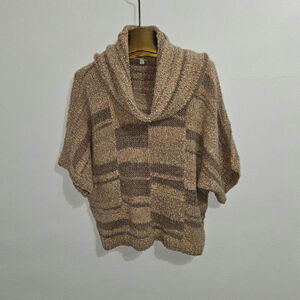 Gianni Bini Loose Knit Short Sleeve Cowl Neck Crop Wool Sweater. Size Medium